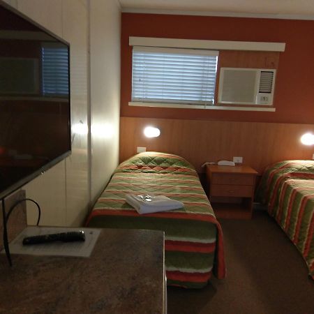 Motel Monaco Ипсуич Екстериор снимка