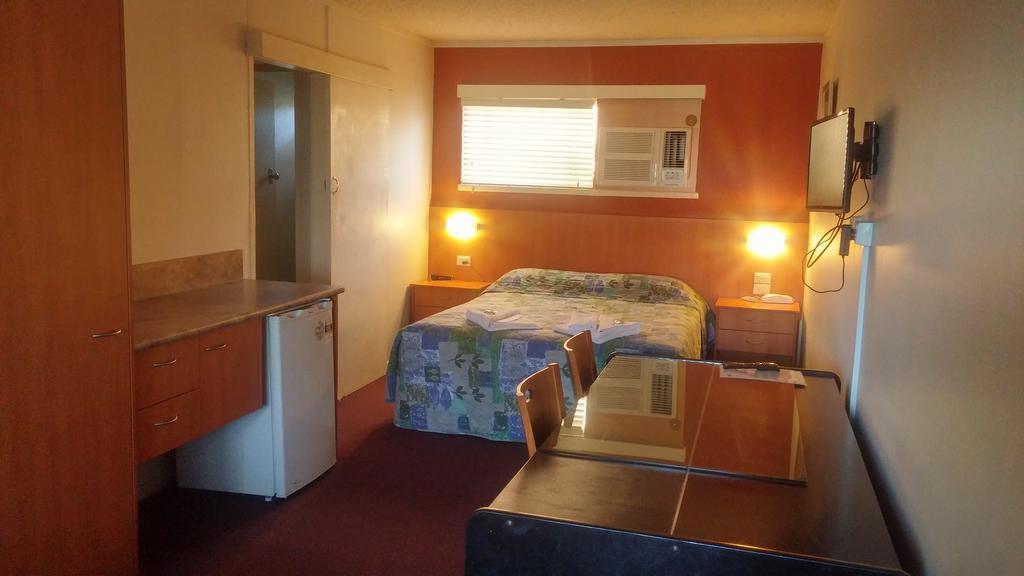 Motel Monaco Ипсуич Екстериор снимка
