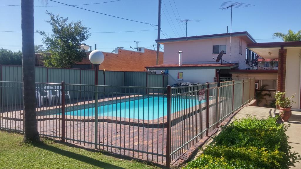 Motel Monaco Ипсуич Екстериор снимка