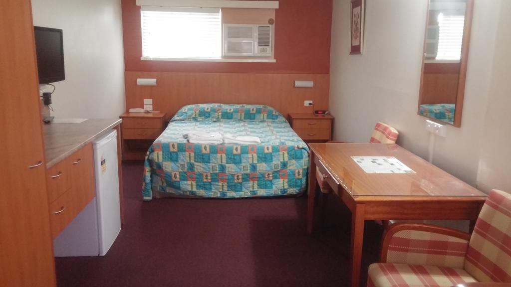 Motel Monaco Ипсуич Екстериор снимка