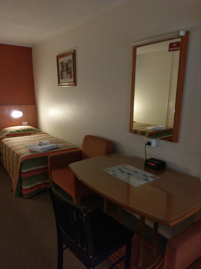 Motel Monaco Ипсуич Екстериор снимка